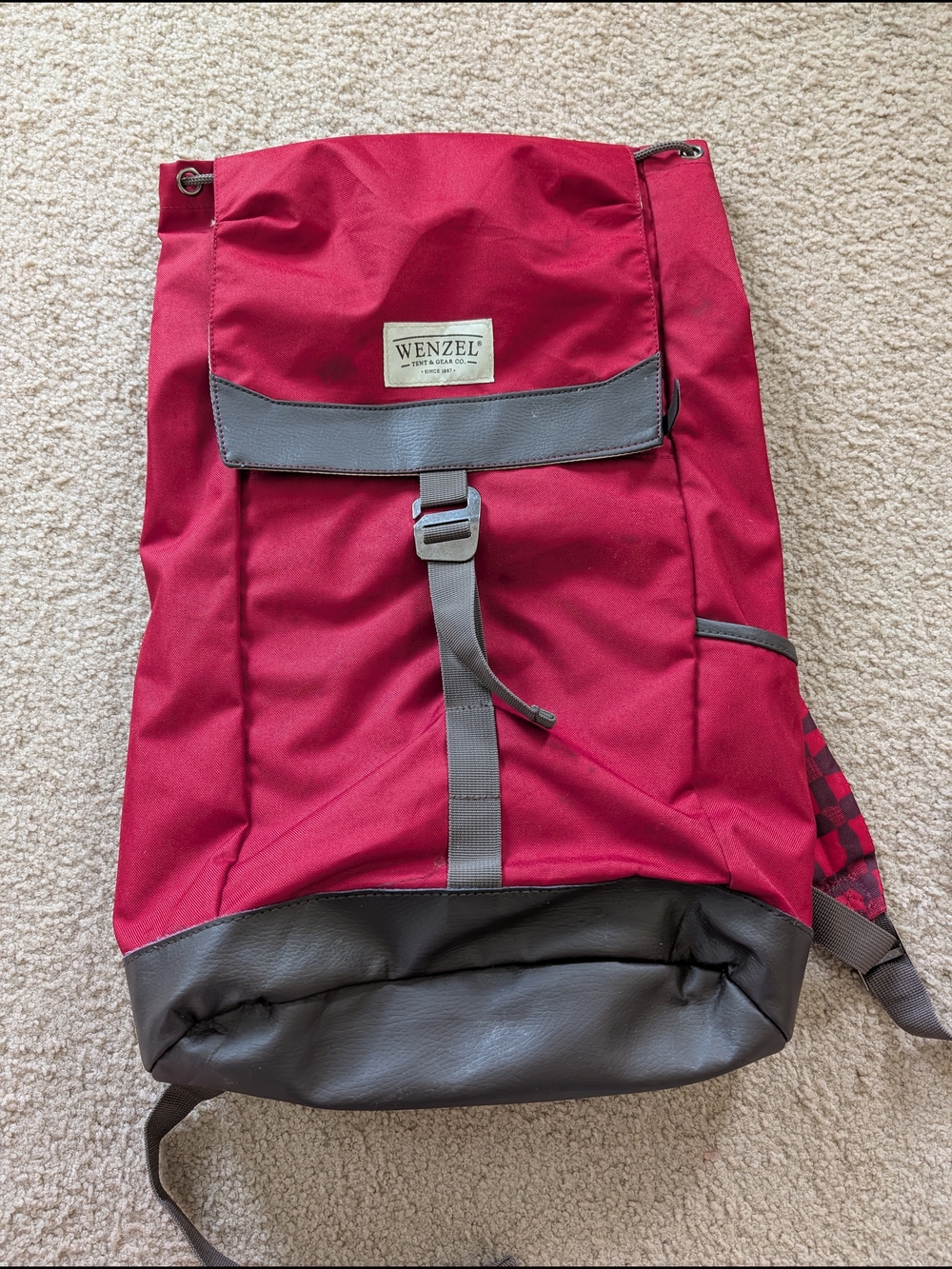 Wenzel Stache 20 Men’s Red Roll-Top Backpack